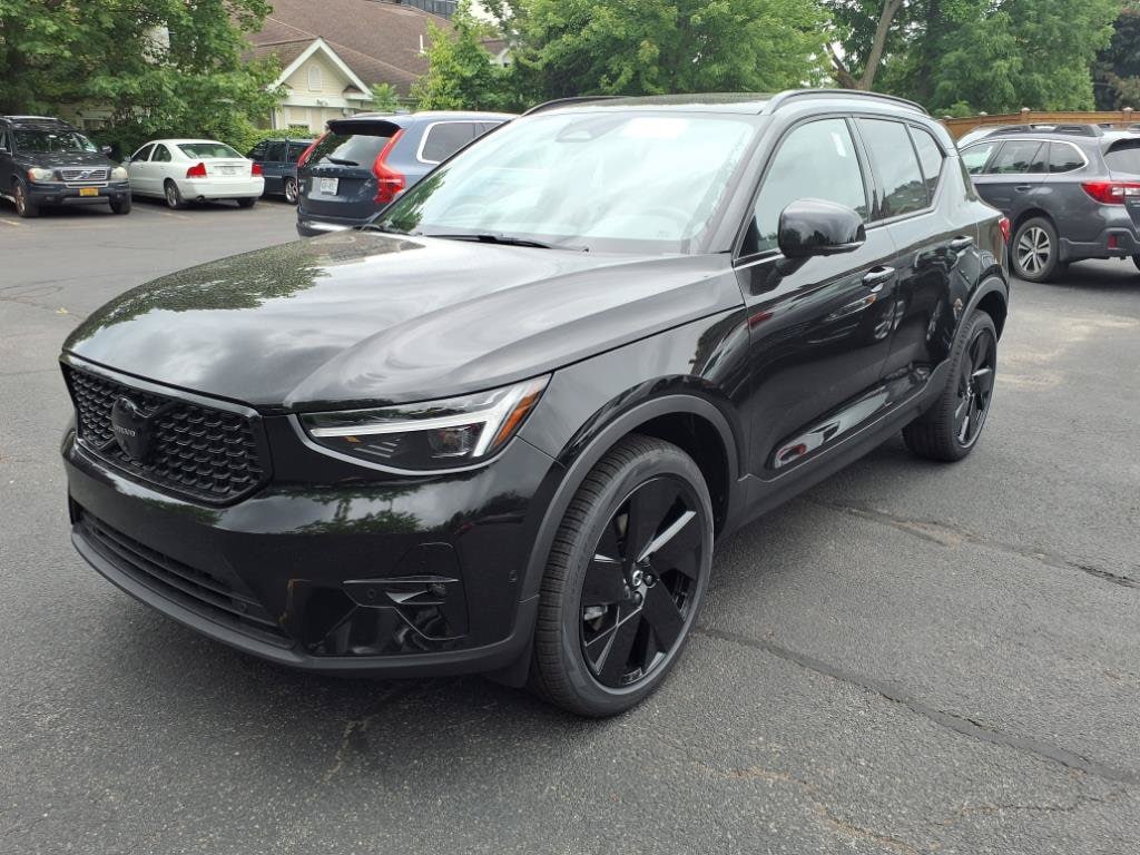 2026 Volvo XC40 Ultra Black Edition - Photo 7