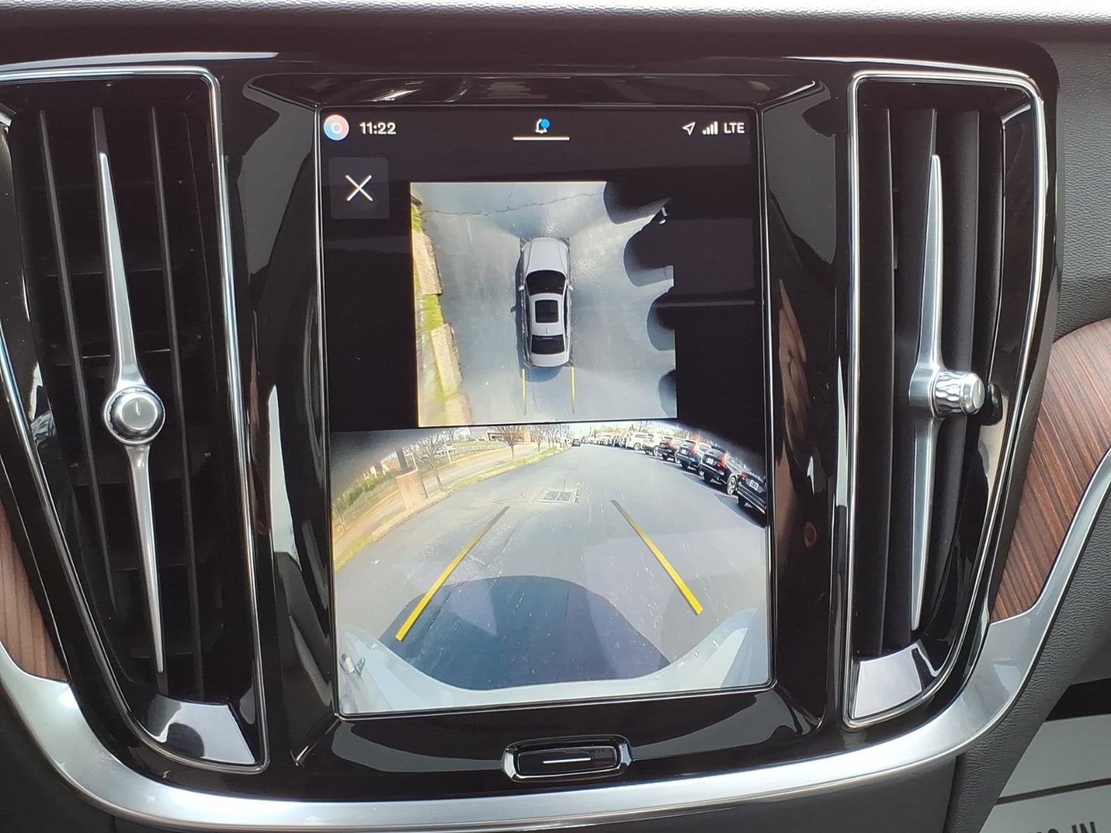 2025 Volvo S60 Plus - Photo 24