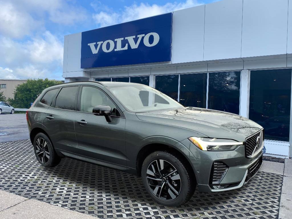 New 2026 Volvo XC60 B5 Plus SUV