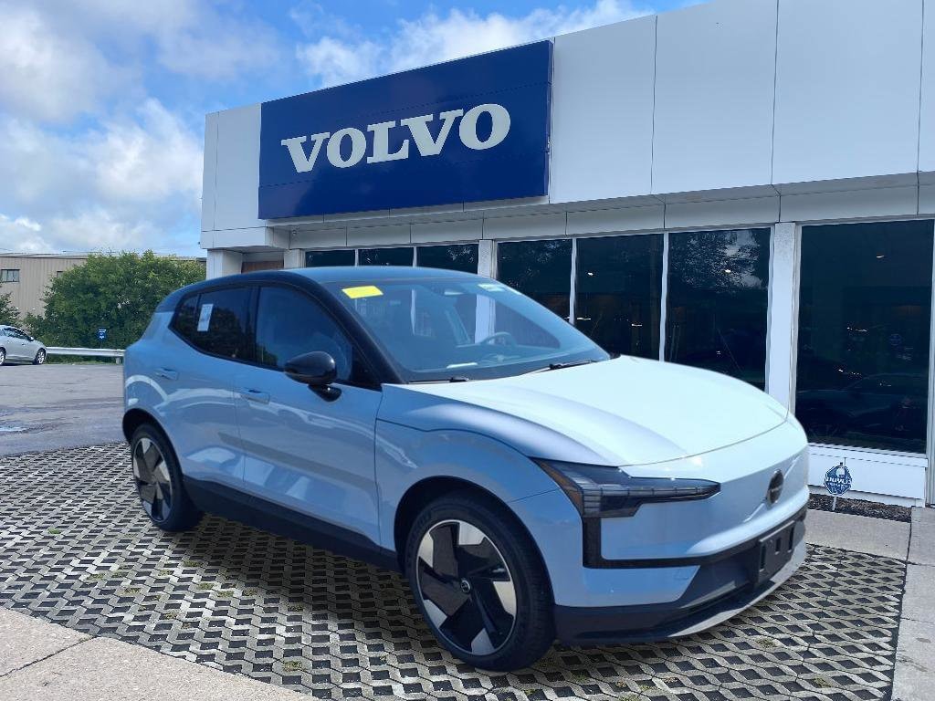 2025 Volvo EX30 Twin Motor Plus