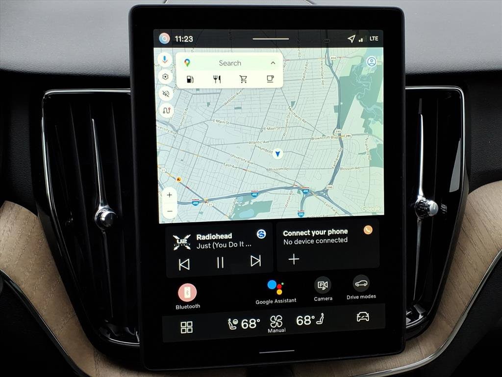 2026 Volvo XC60 Plus - Photo 21