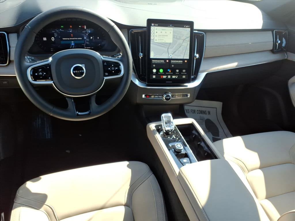2026 Volvo XC90 Plus - Photo 11