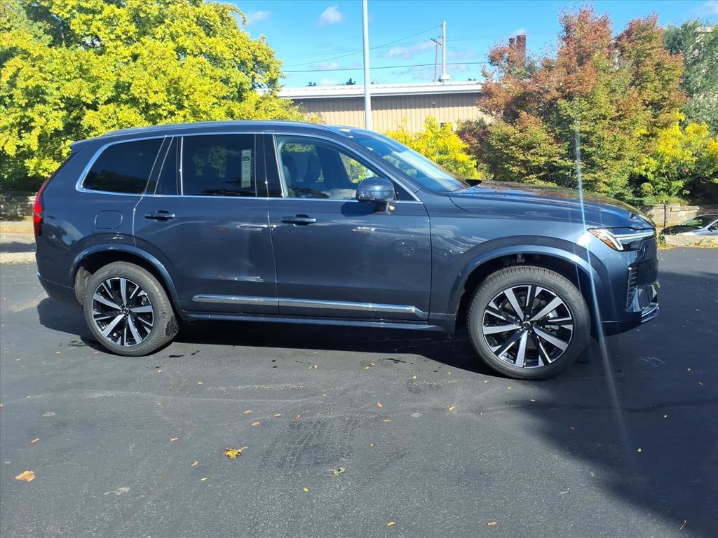New 2026 Volvo XC90 B6 Core SUV