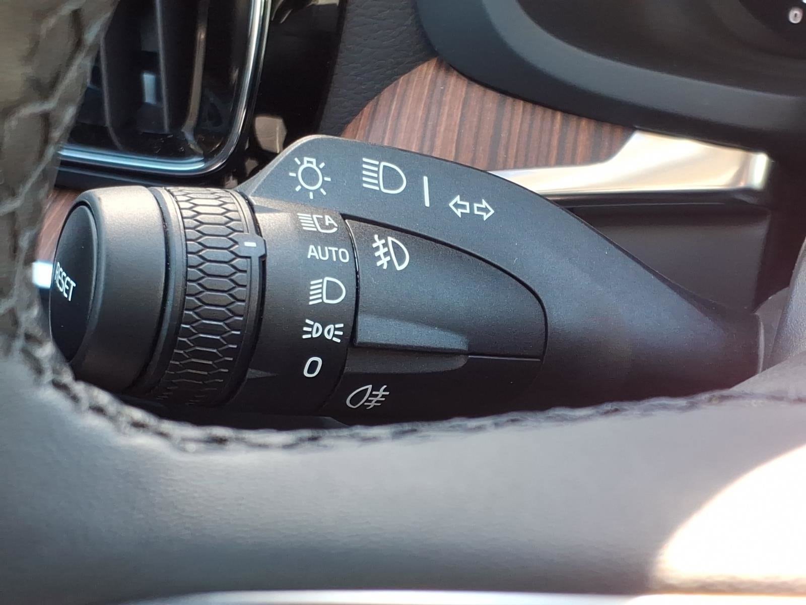 2025 Volvo S60 Ultra - Photo 19