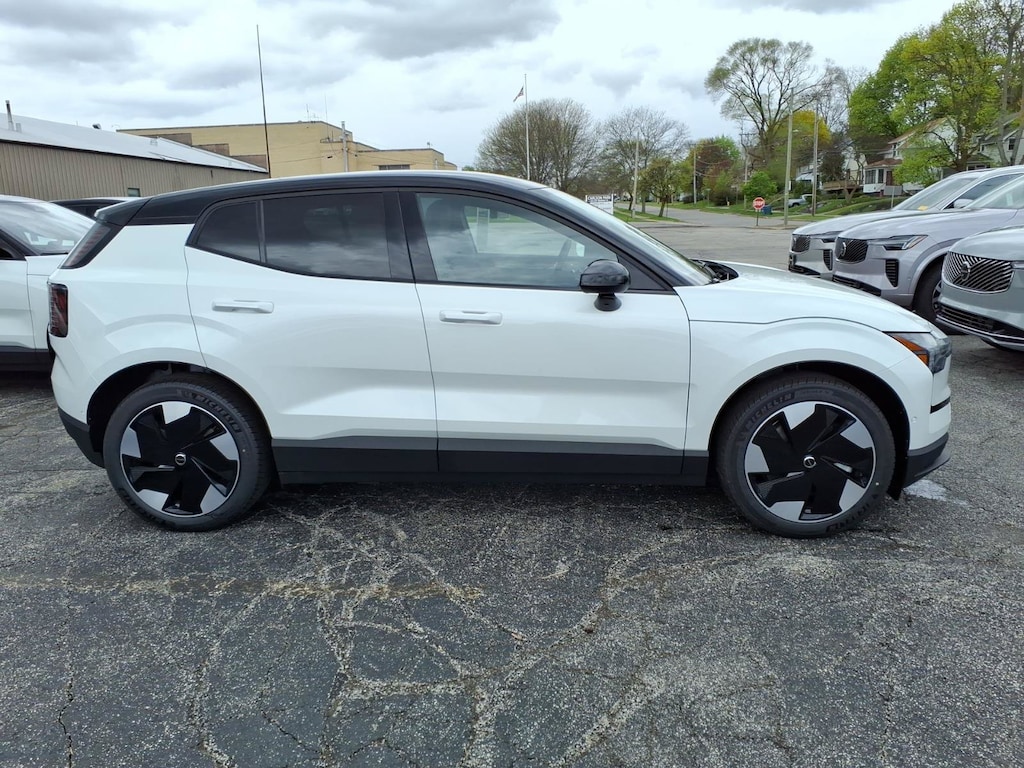 New 2026 Volvo EX30 Twin Motor Ultra SUV
