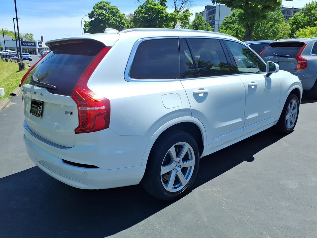 Used 2023 Volvo XC90 B5 AWD Core SUV