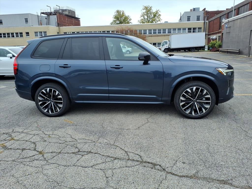 New 2026 Volvo XC90 B6 Ultra Dark Theme 7-Seater SUV