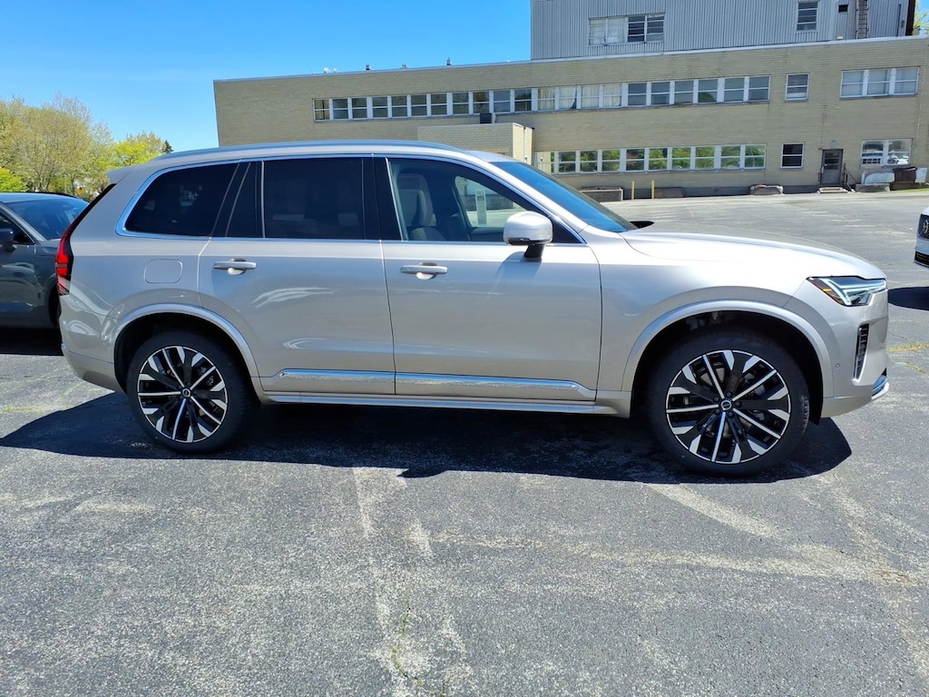 New 2026 Volvo XC90 B6 Plus 6-Seater SUV