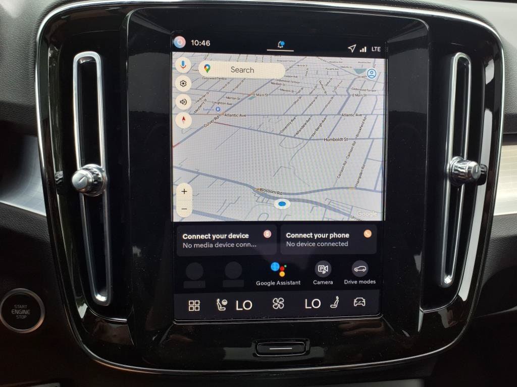 2026 Volvo XC40 Ultra Black Edition - Photo 24