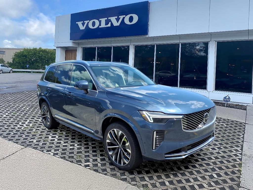 New 2026 Volvo XC90 plug-in hybrid T8 Ultra 7-Seater SUV
