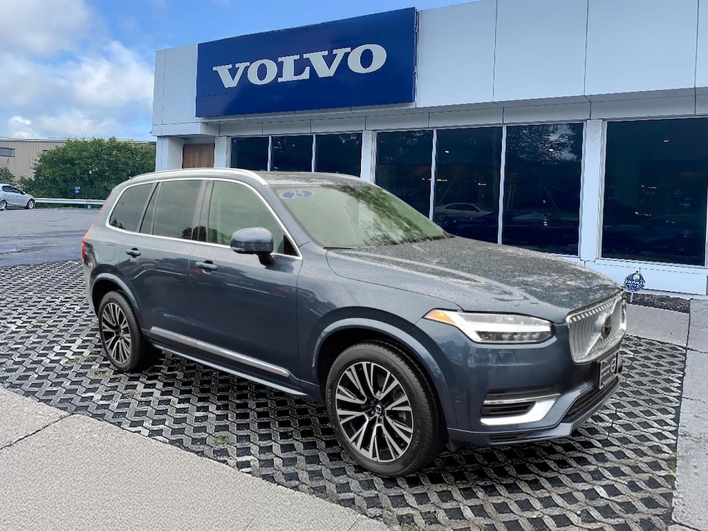 Certified 2025 Volvo XC90 plug-in hybrid T8 Plus 7-Seater SUV