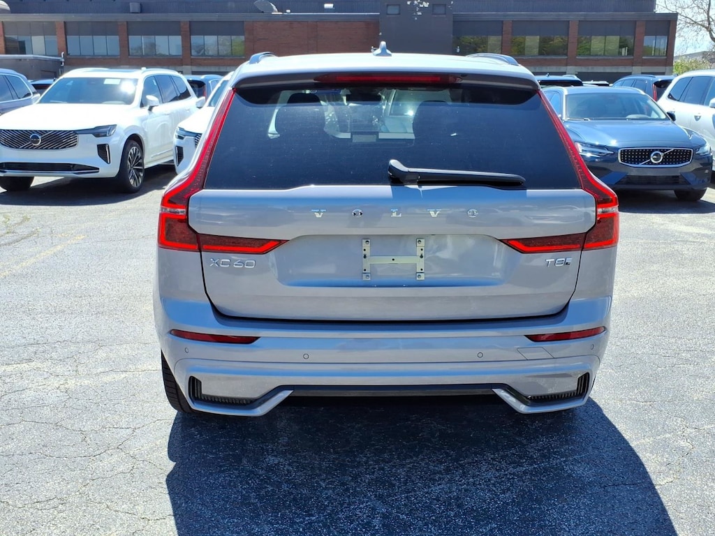 New 2026 Volvo XC60 plug-in hybrid T8 Ultra SUV
