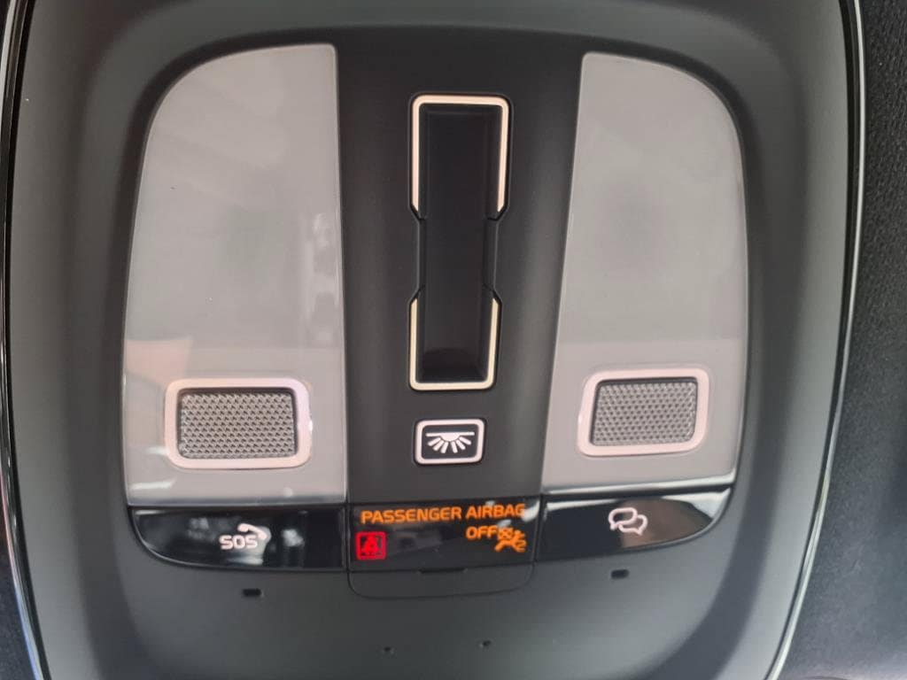2026 Volvo XC40 Ultra Black Edition - Photo 29