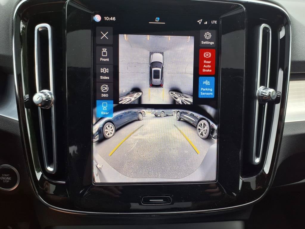 2026 Volvo XC40 Ultra Black Edition - Photo 28
