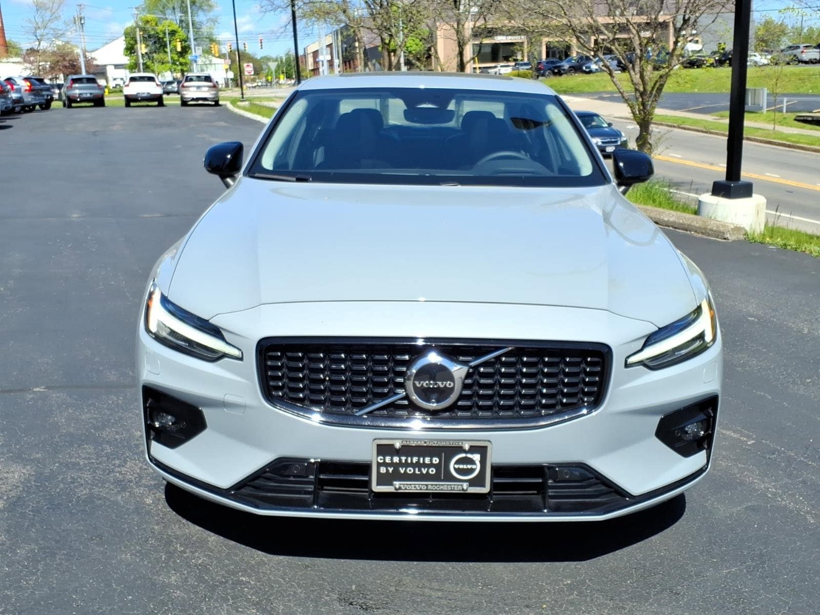 2025 Volvo S60 Ultra - Photo 8