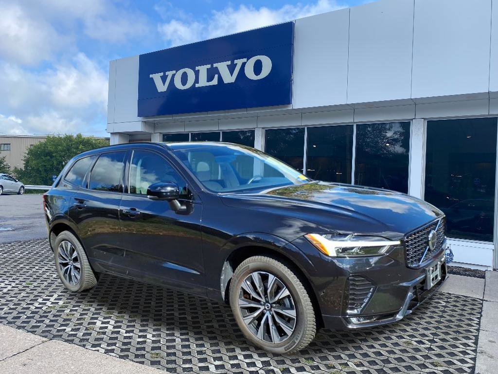 2024 Volvo XC60 Plus