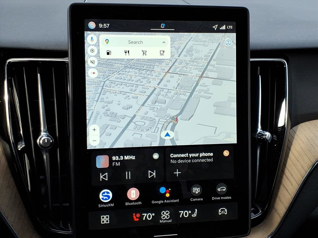 2026 Volvo XC60 Plus - Photo 21