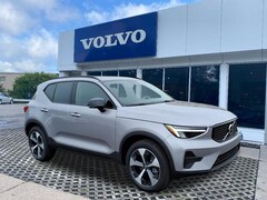 2026 Volvo XC40 B5 Core AWD SUV