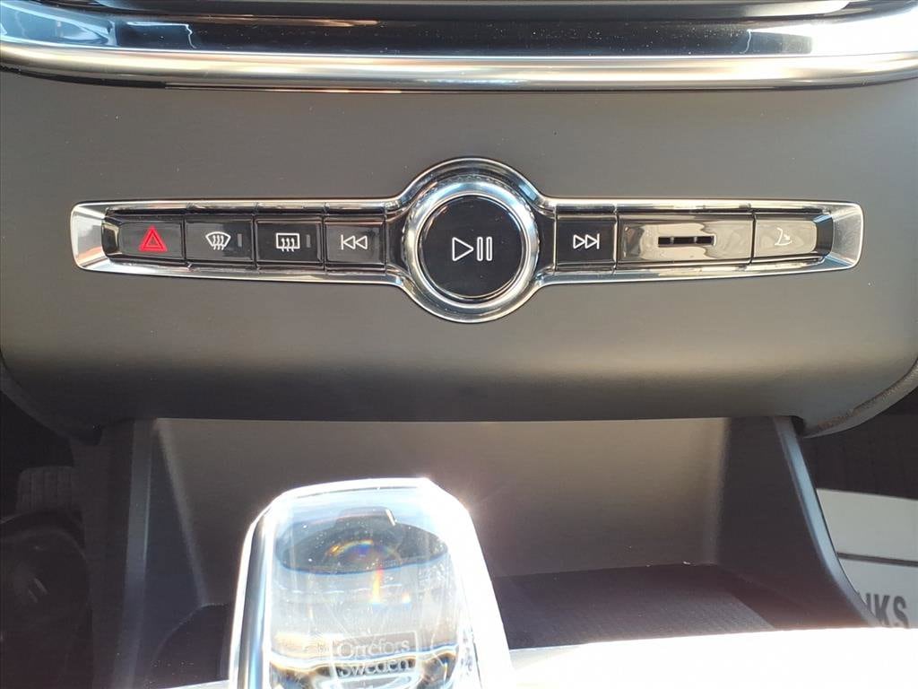 2026 Volvo XC90 Plus - Photo 22