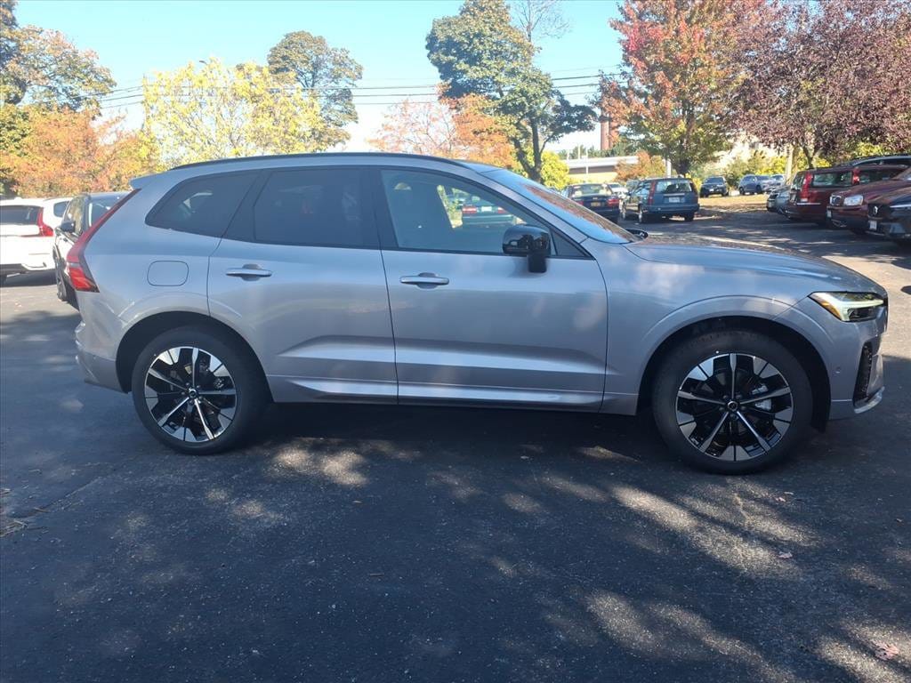 New 2026 Volvo XC60 B5 Plus SUV