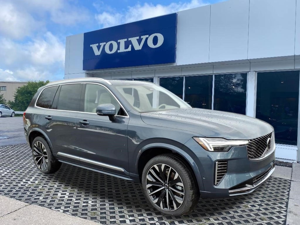 New 2026 Volvo XC90 B6 Plus 7-Seater SUV