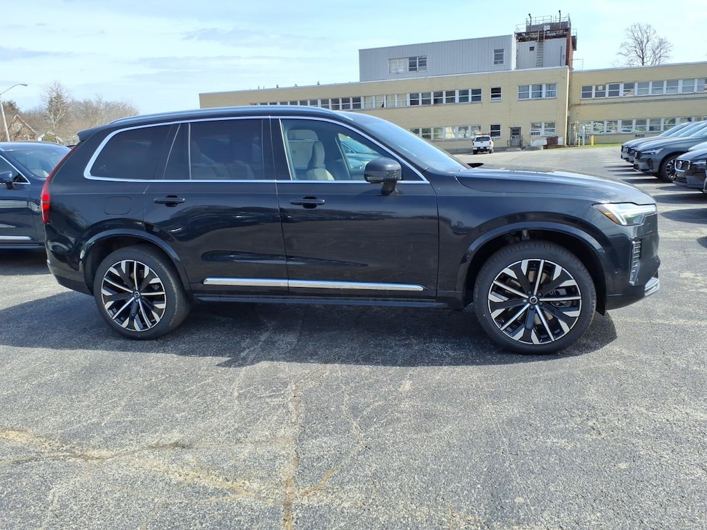 New 2026 Volvo XC90 plug-in hybrid T8 Plus 7-Seater SUV