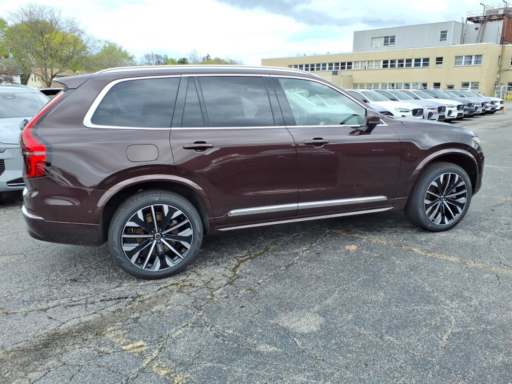 New 2026 Volvo XC90 plug-in hybrid T8 Ultra 7-Seater SUV