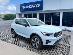 2026 Volvo XC40 B5 Plus AWD SUV