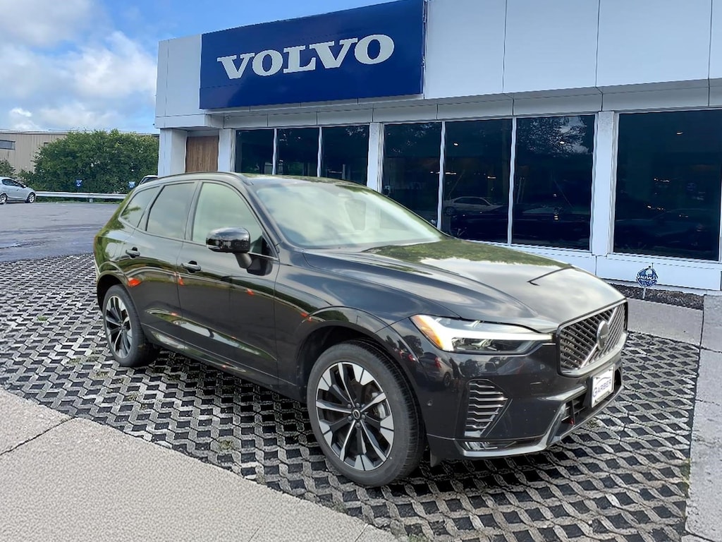 New 2026 Volvo XC60 B5 Plus SUV