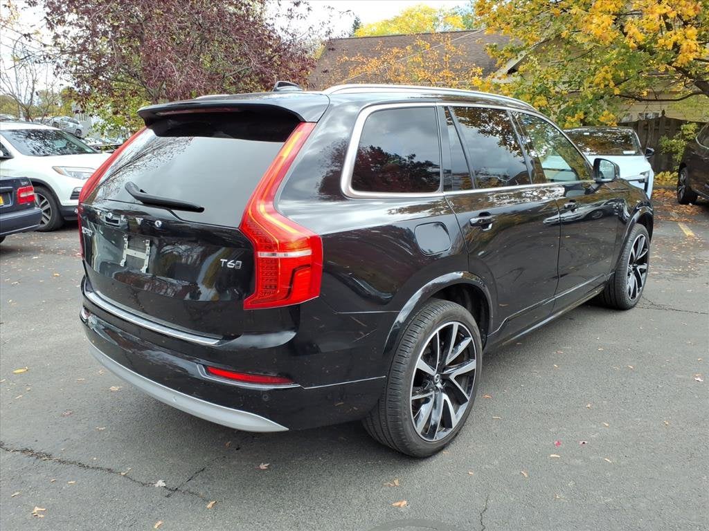 Certified 2022 Volvo XC90 T6 AWD Momentum 7 Seater SUV