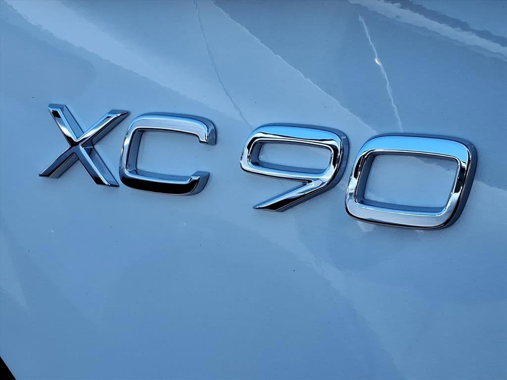 New 2026 Volvo XC90 B6 Plus 7-Seater SUV