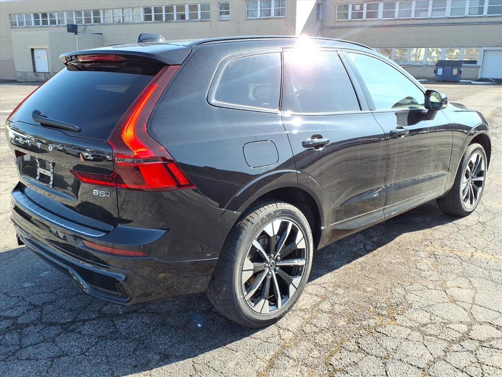 New 2026 Volvo XC60 B5 Plus SUV