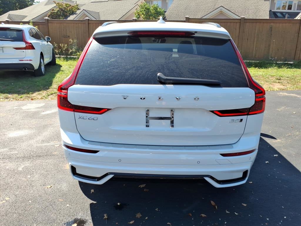 New 2026 Volvo XC60 B5 Plus SUV