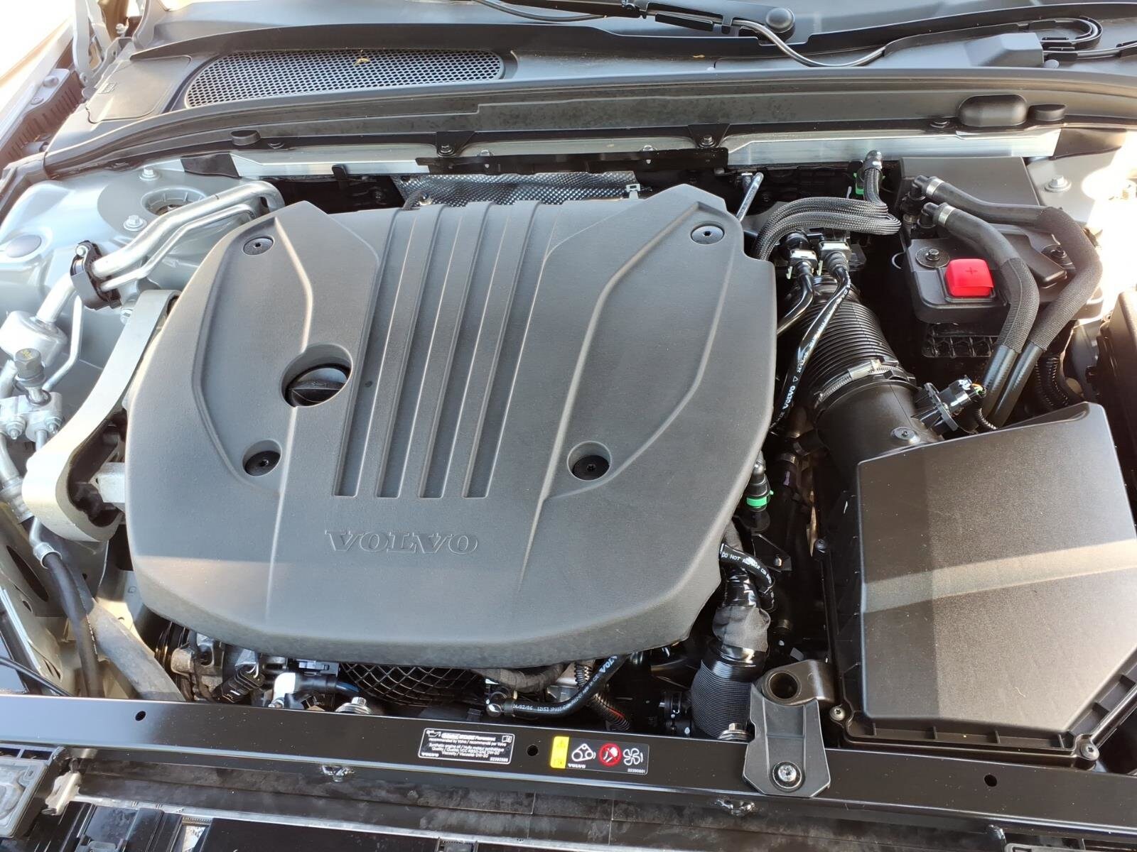 2025 Volvo S60 Ultra - Photo 27