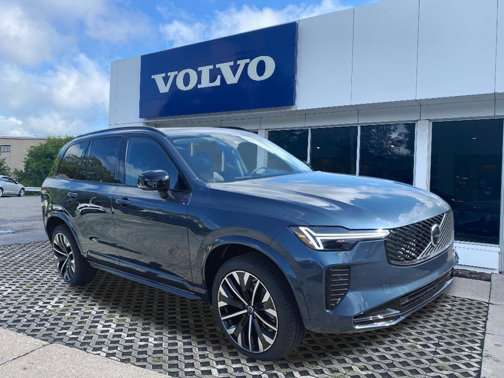New 2026 Volvo XC90 B6 Ultra Dark Theme 7-Seater SUV