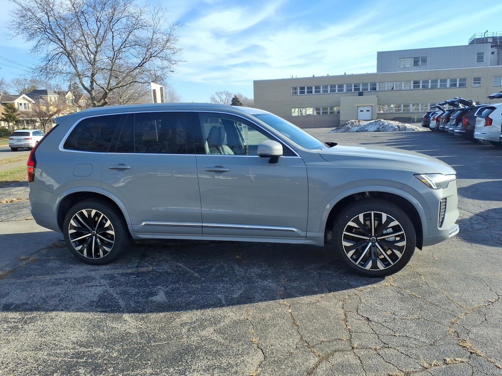 New 2026 Volvo XC90 B6 Ultra 7-Seater SUV