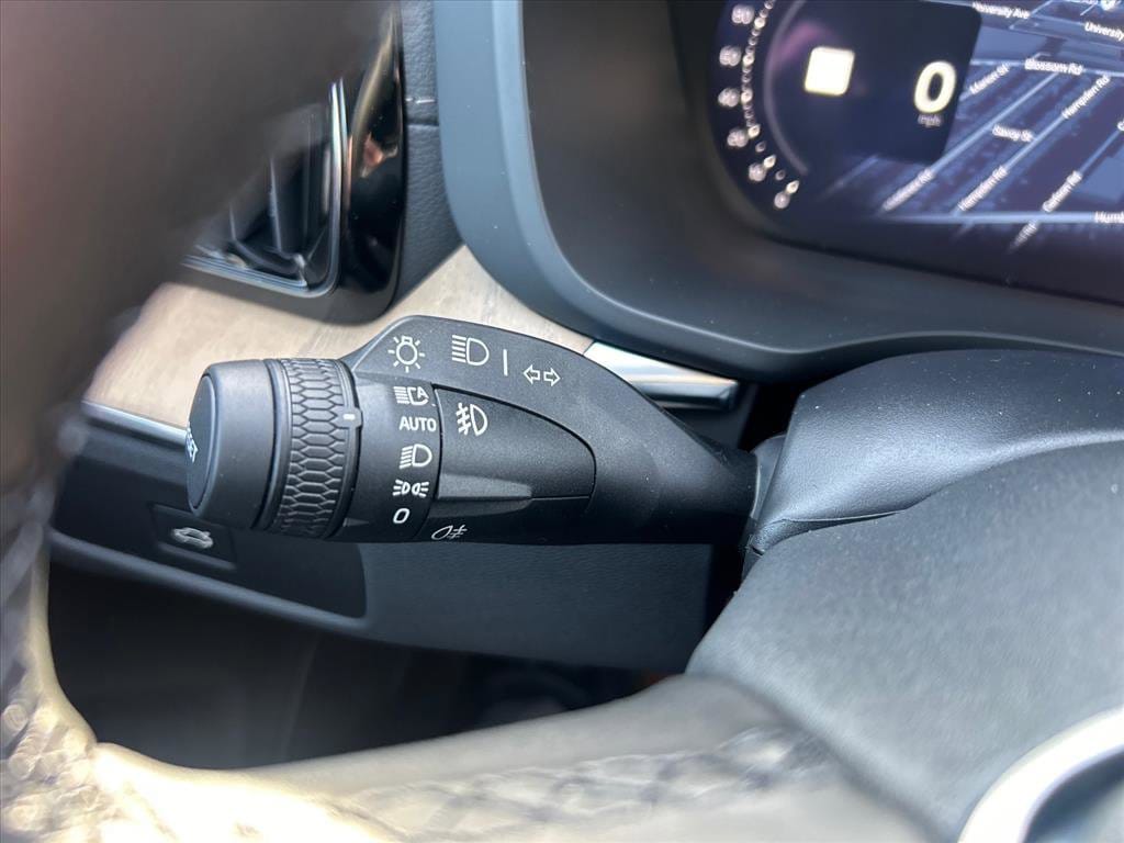 New 2026 Volvo XC60 B5 Ultra SUV