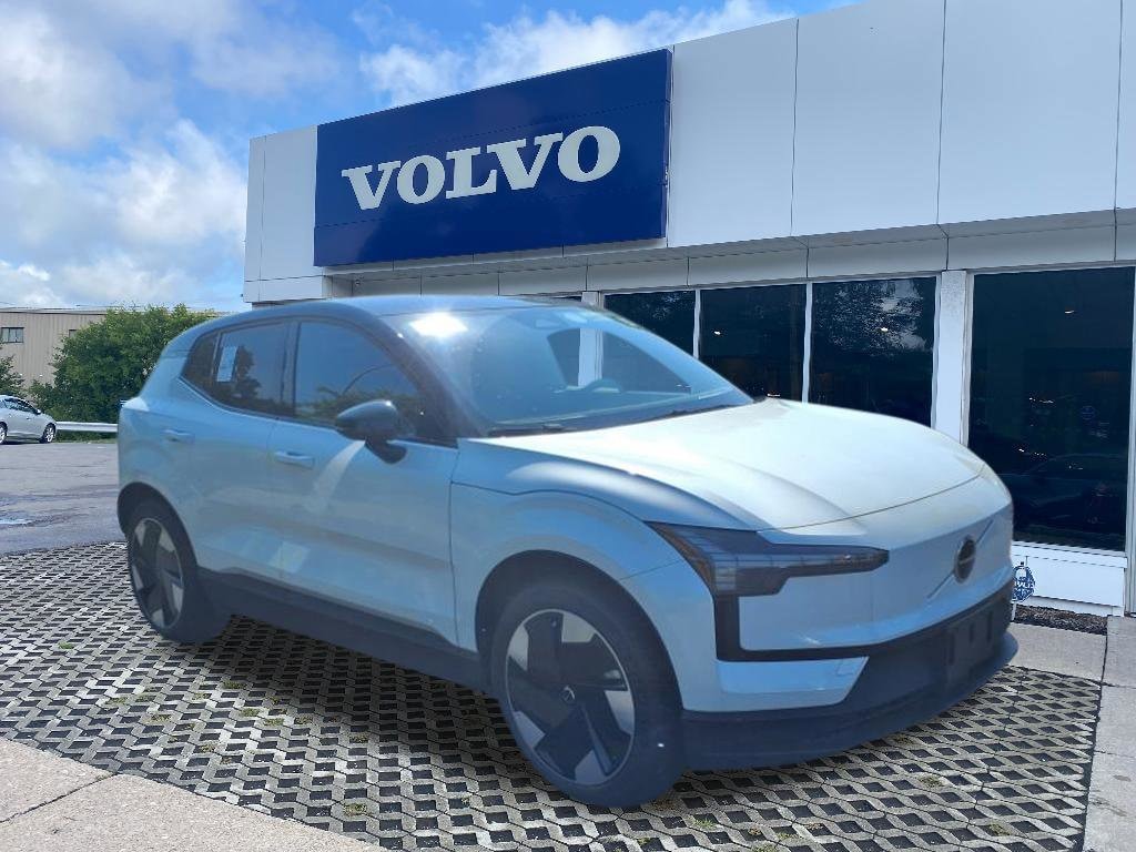 2025 Volvo EX30 Twin Motor Plus