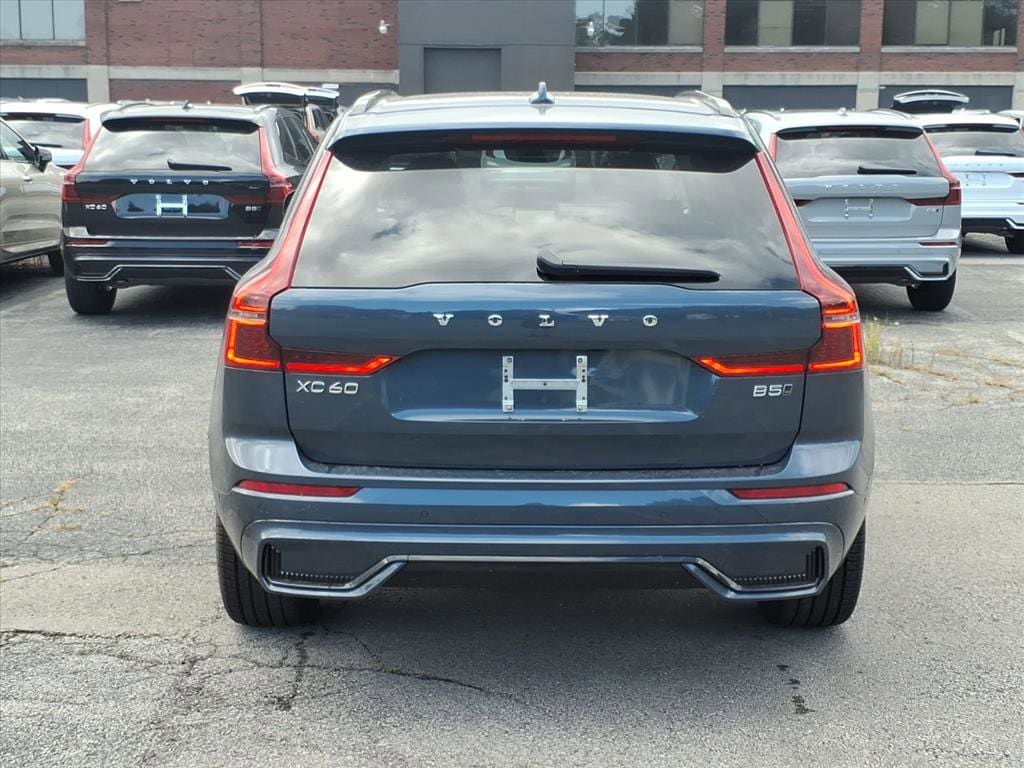 New 2026 Volvo XC60 B5 Ultra SUV