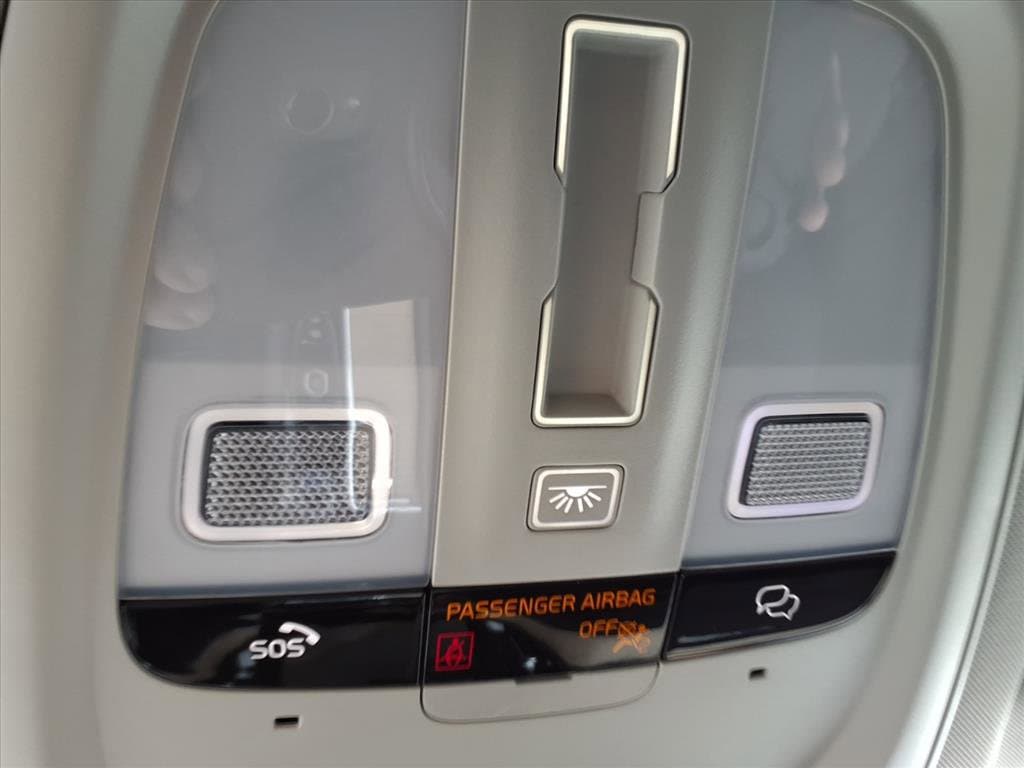 2026 Volvo XC60 Plus - Photo 25