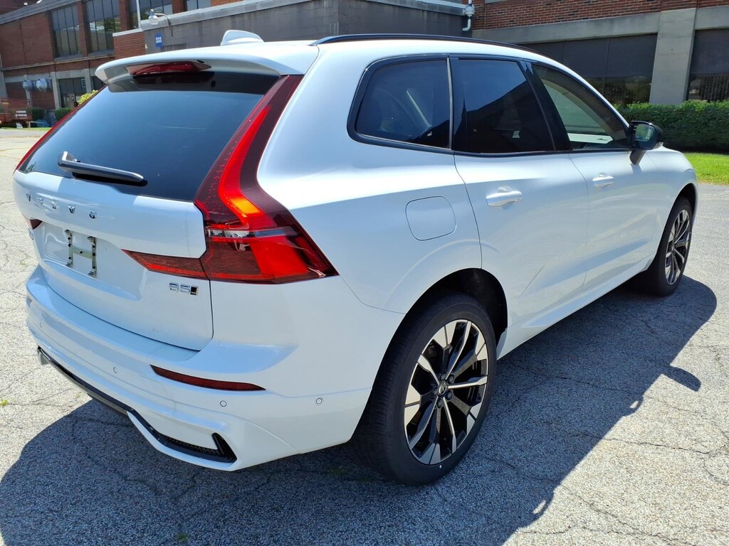 New 2026 Volvo XC60 B5 Ultra SUV