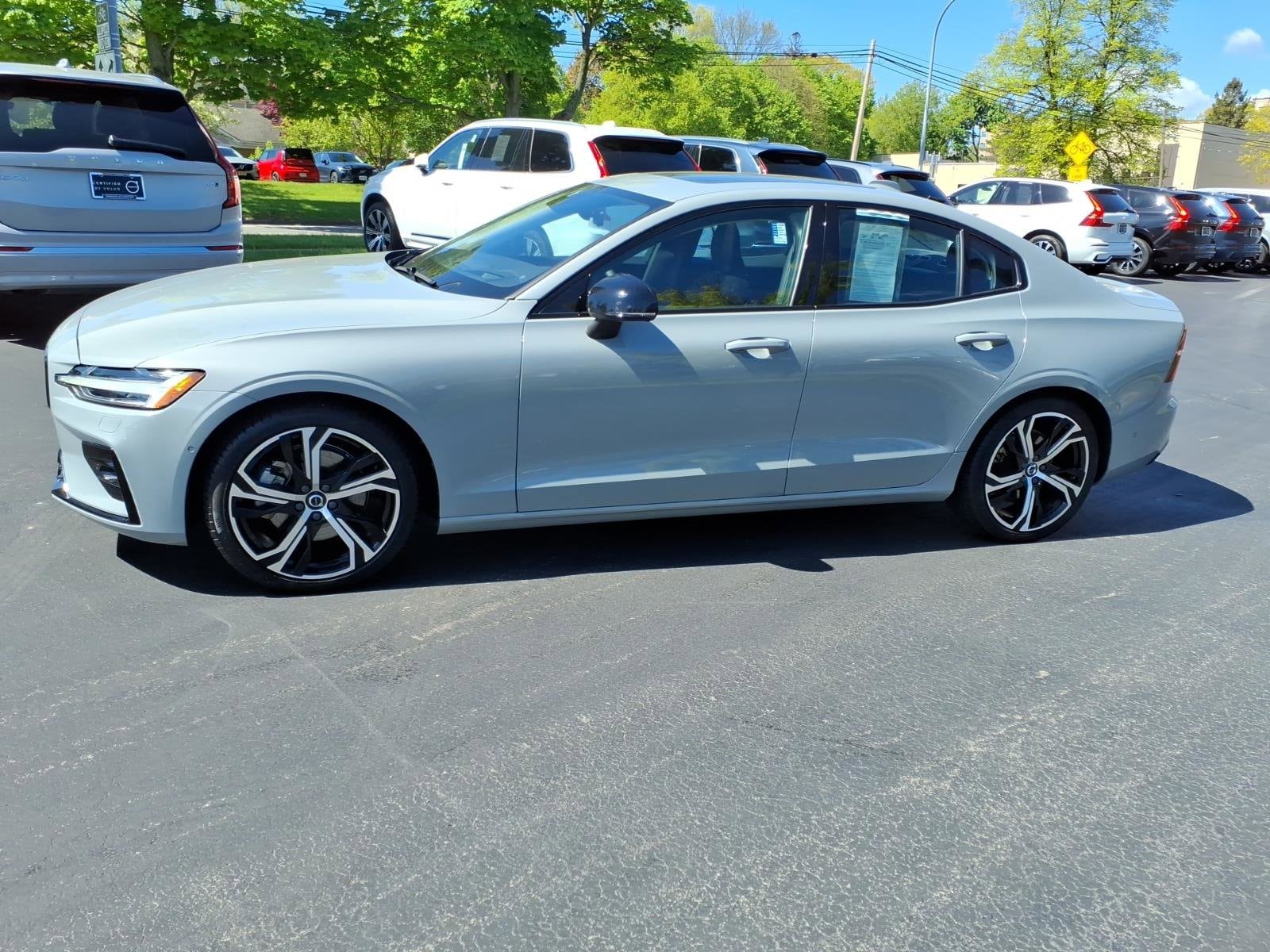 2025 Volvo S60 Ultra - Photo 6