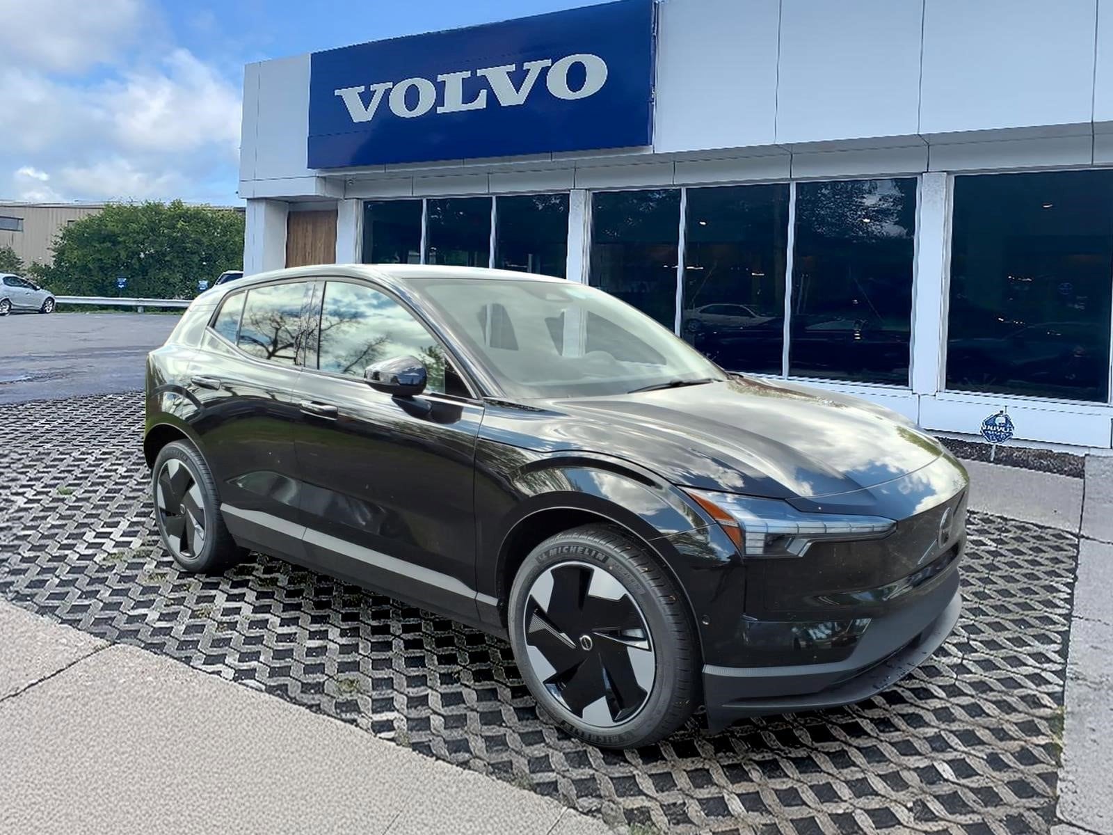 2026 Volvo EX30 Twin Motor Performance Ultra's photo