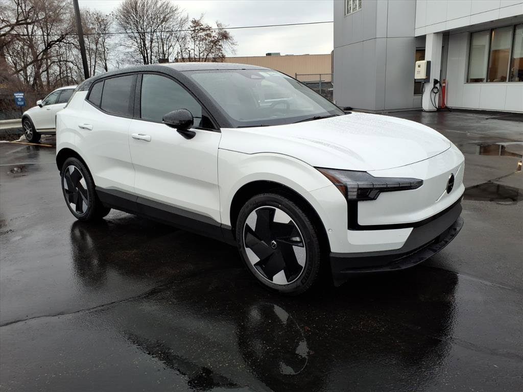 2026 Volvo EX30 Ultra's photo