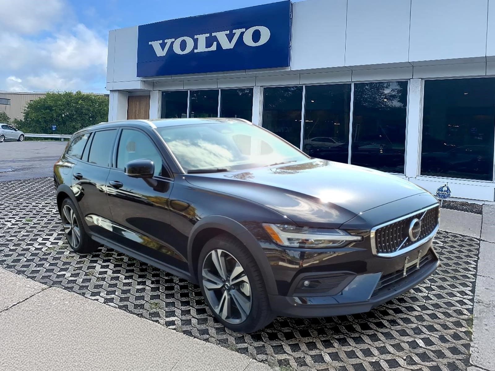 2026 Volvo V60 Cross Country