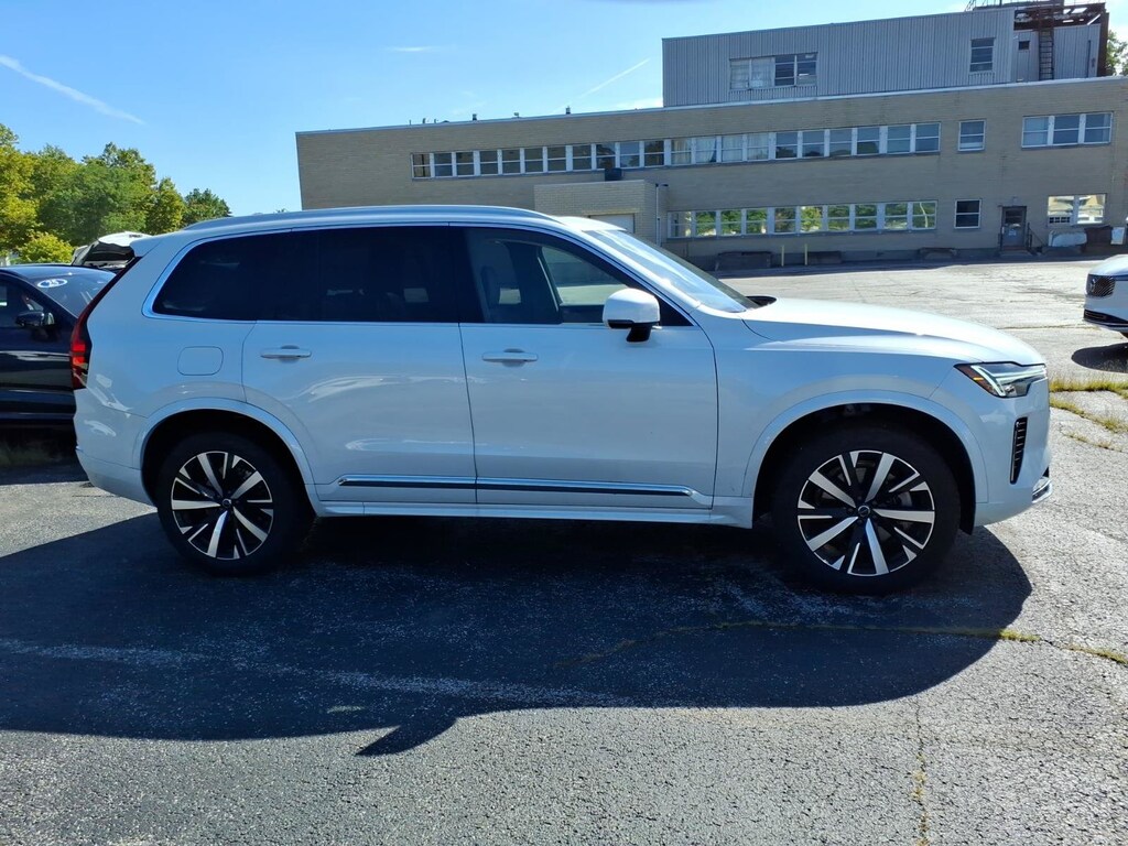 New 2026 Volvo XC90 B6 Core SUV