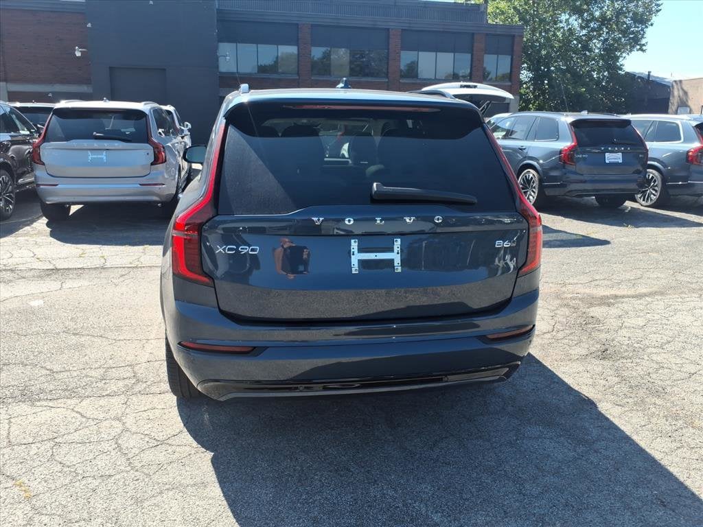 New 2026 Volvo XC90 B6 Ultra Dark Theme 7-Seater SUV