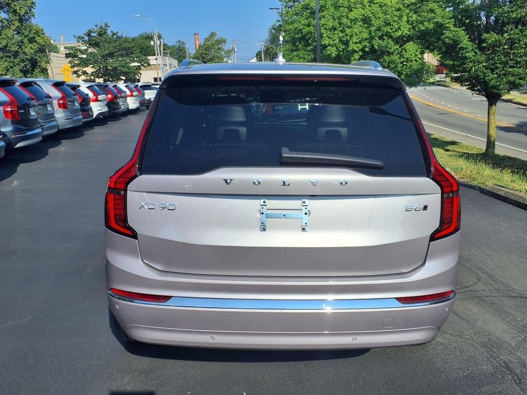 2026 Volvo XC90 photo 4