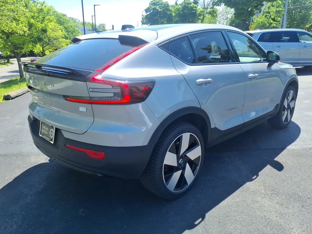 Used 2023 Volvo C40 Recharge Pure Electric Twin Ultimate SUV