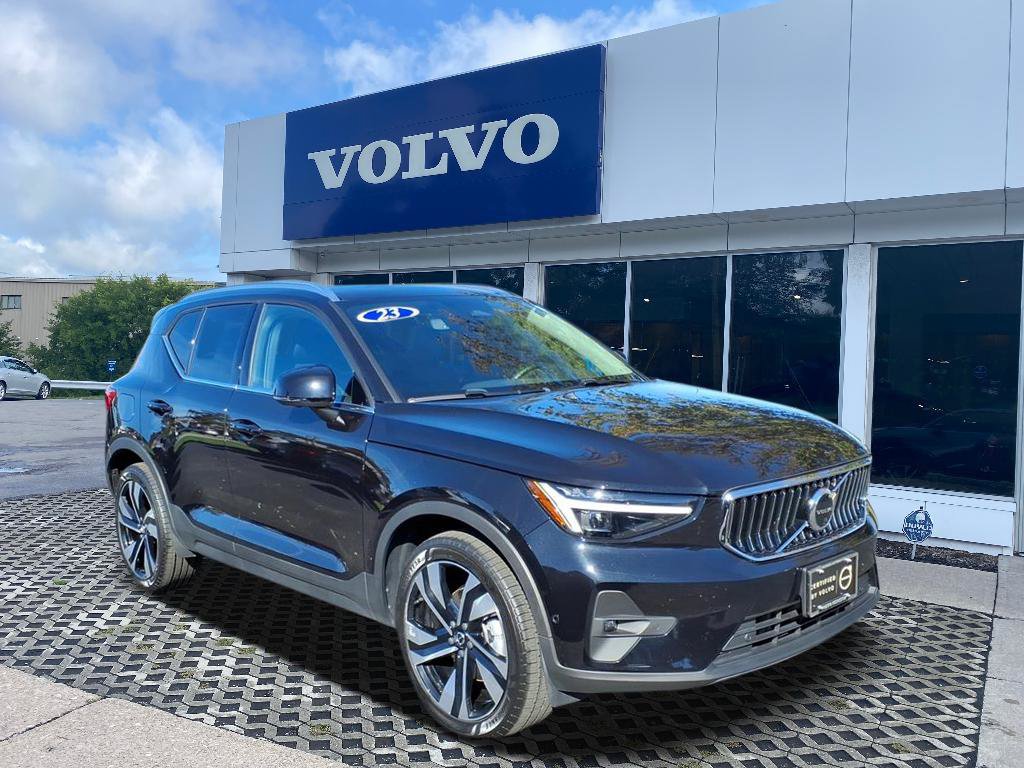 2023 Volvo XC40